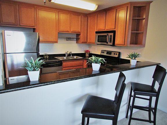 2nd image of 6120 Decena Dr Unit 112
