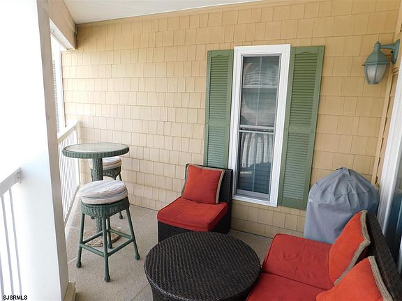 5th image of 1500 Boardwalk Unit 103