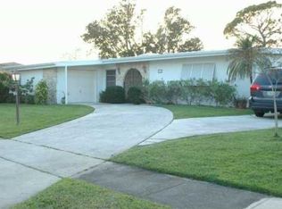 2870 SE San Jeronimo Rd, Port Saint Lucie, FL 34952