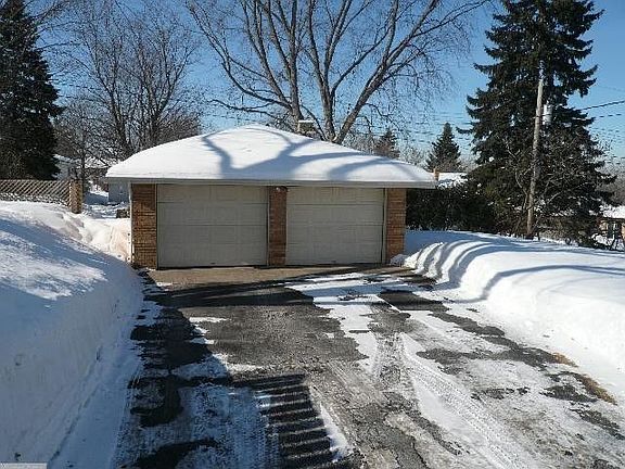 2nd image of 1255 Hall Ave