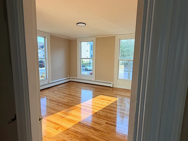 91 Ash St #1 — Photo 1