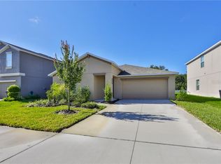 135 Cascade Bend Dr, Ruskin, FL 33570