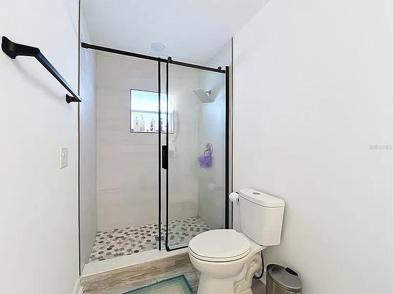 5501 Memorial Dr — Photo 46