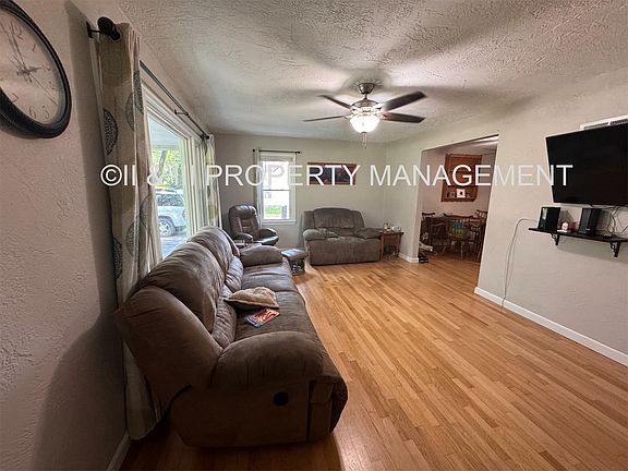 4th image of 117 N 73rd St