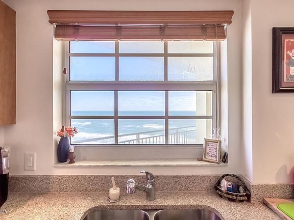 5th image of 1900 N Atlantic Ave APT 1001