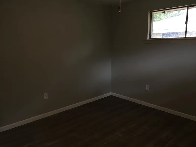 2909 Wilson St — Photo 5