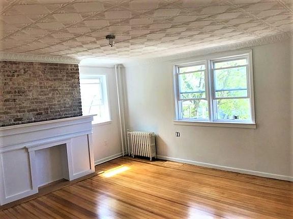 2nd image of 26 Laidlaw Ave Floor 2