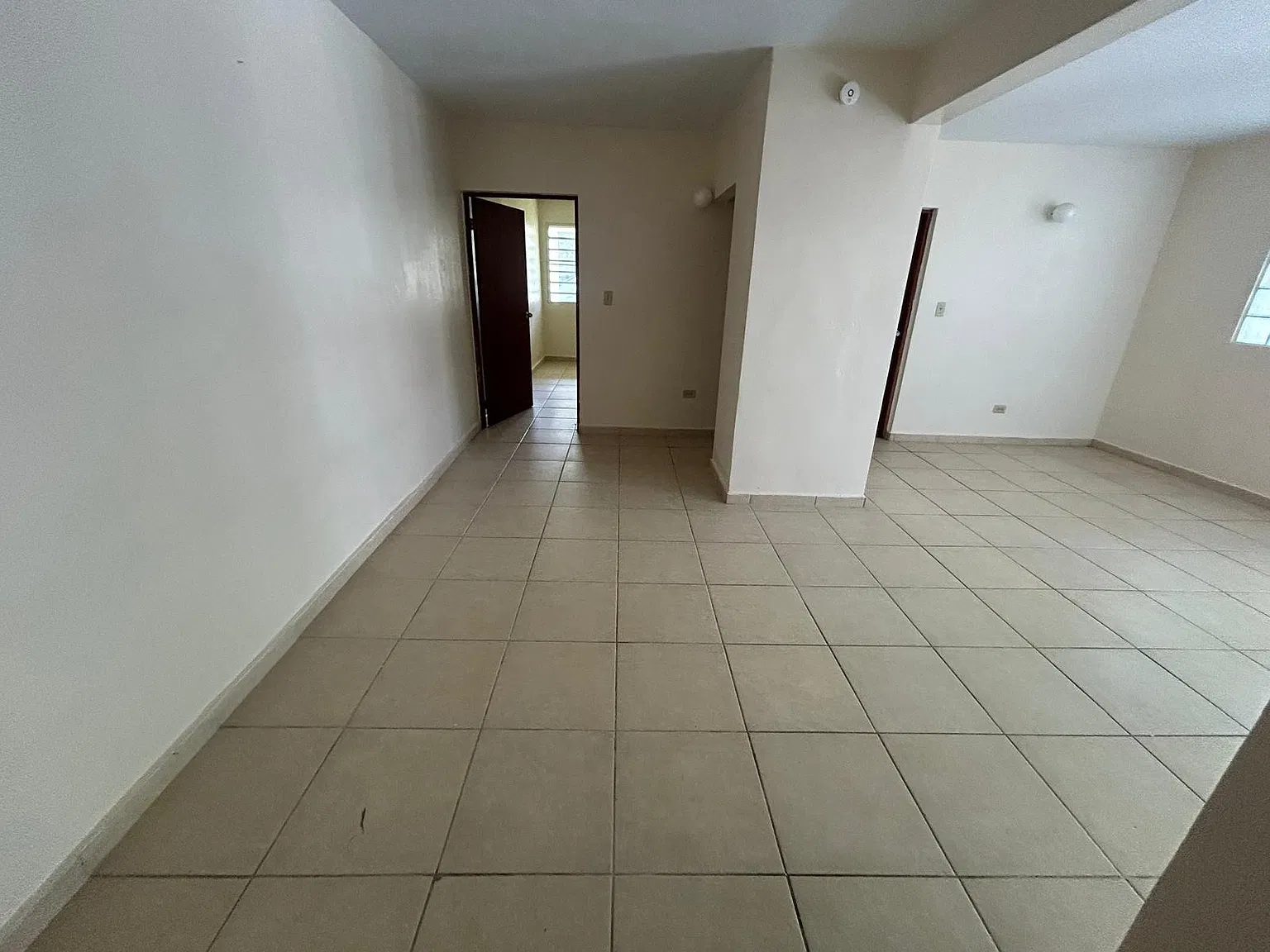 2 bed, 600 sqft, $850 — Photo 4