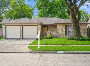 6523 La Violetta Dr, Houston, TX 77083