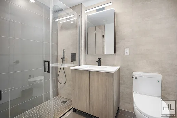 Rented by Highline Residential | media 23