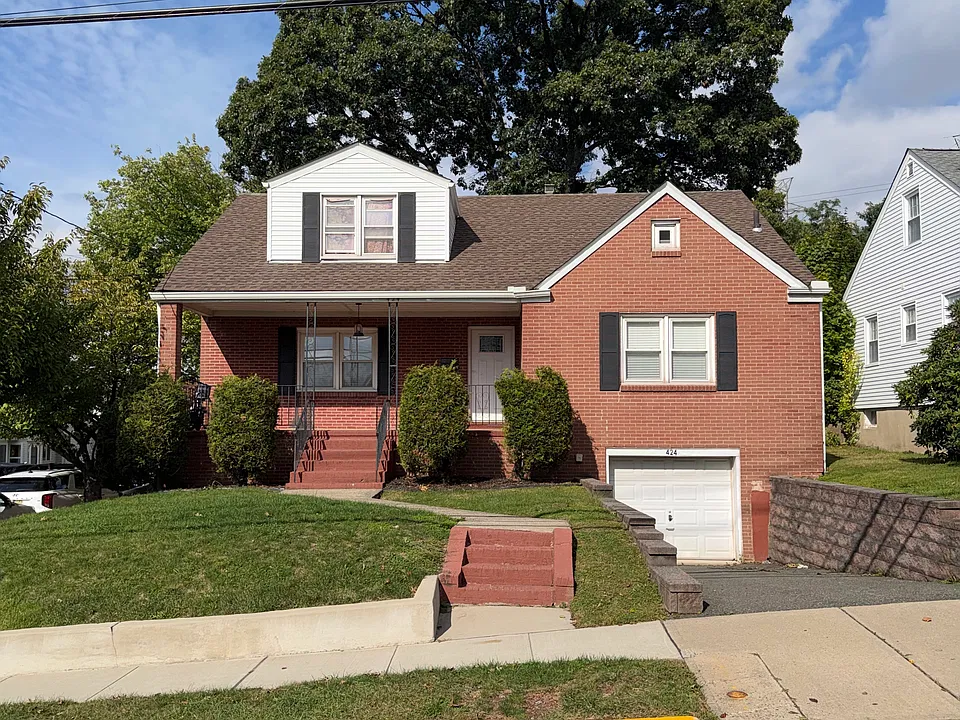 424 Greylock Pkwy