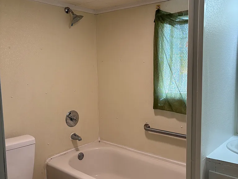 719 Ann St — Photo 4