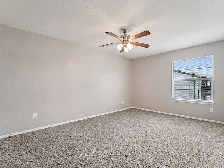 Crosby at Westchase Apartments — Photo 105