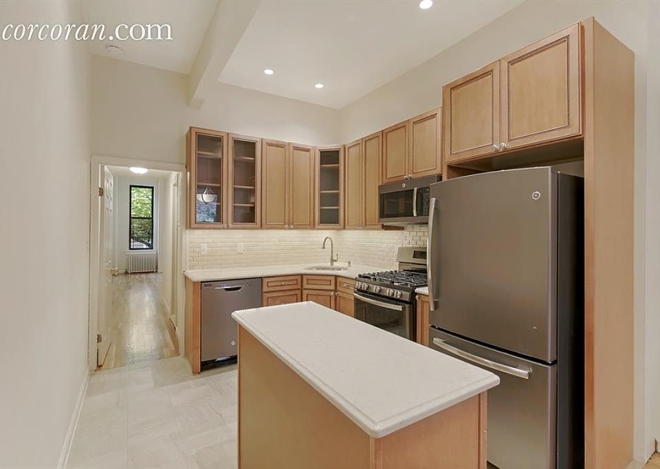 1st image of 151 Garfield Pl APT 1L