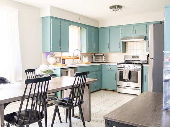 3rd image of 4095 Kirk Rd