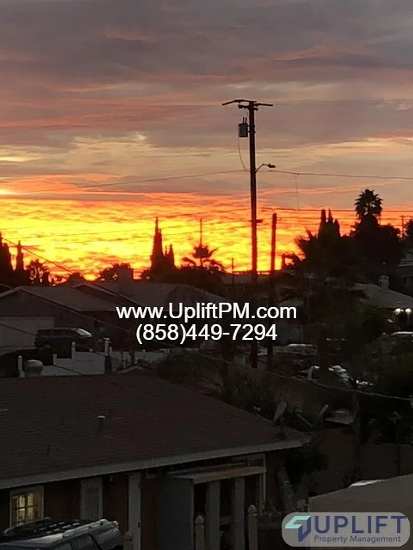 Building Photo - 1225 Capistrano Ave #A