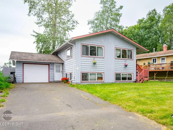 890 Lancaster Dr, Anchorage, AK 99503