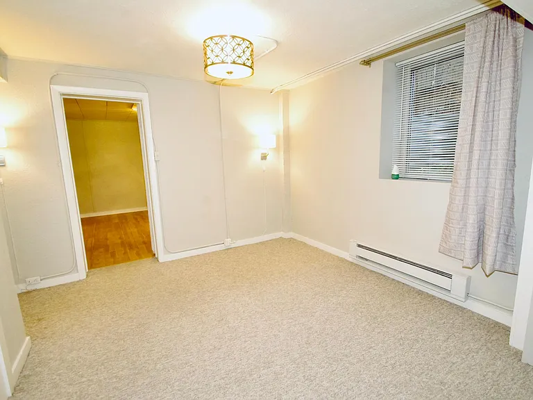 524 N Downing St #B — Photo 13