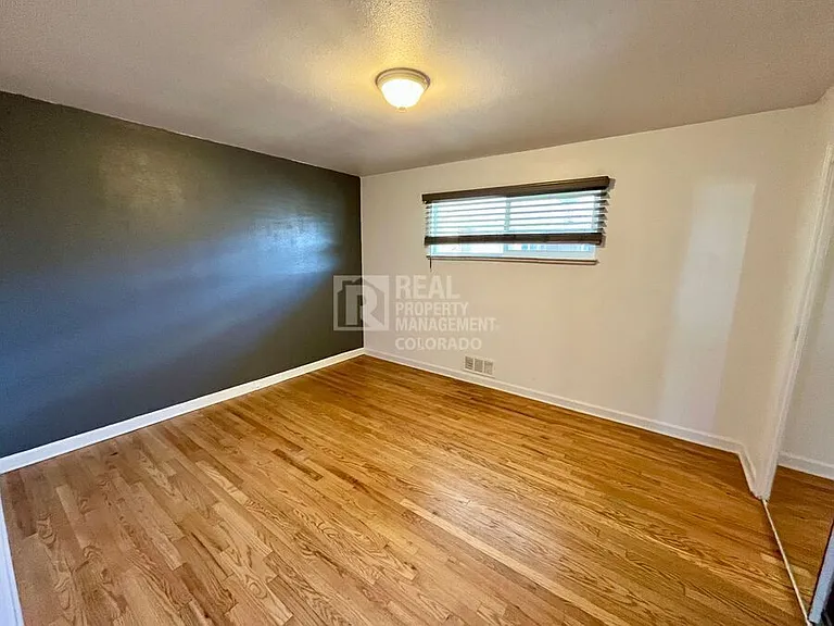 3698 N Glencoe St — Photo 7