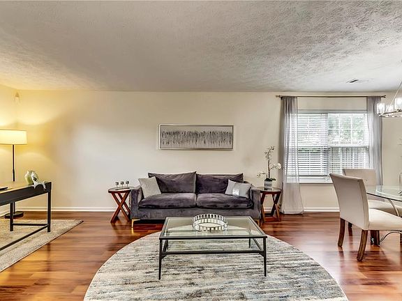 3rd image of 1225 Andrews Dr