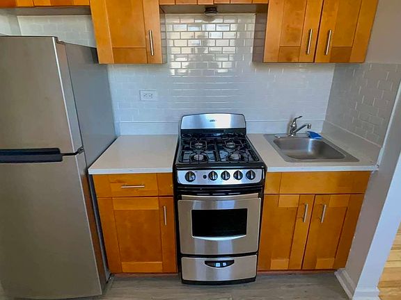 4th image of 88-15 Winchester Blvd #4C