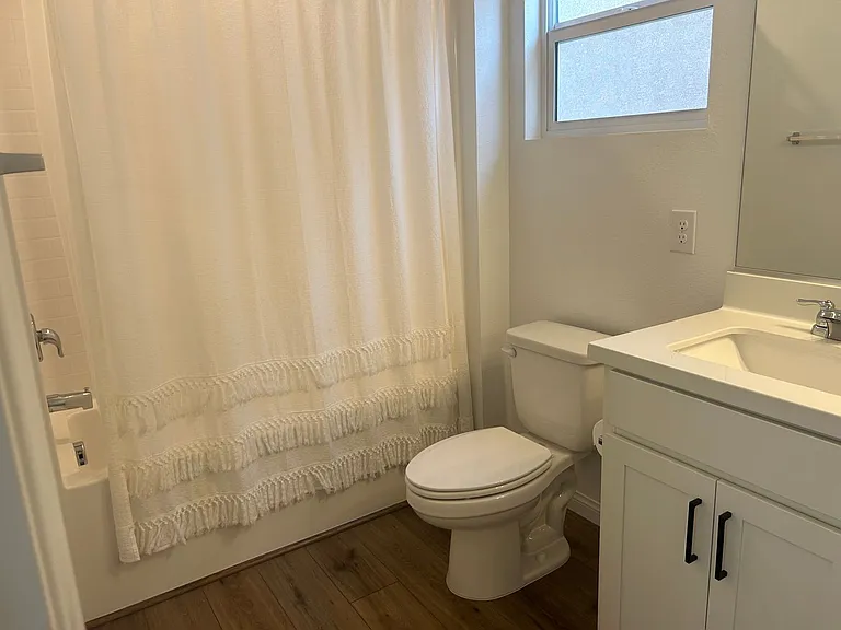 8628 Luse St — Photo 22