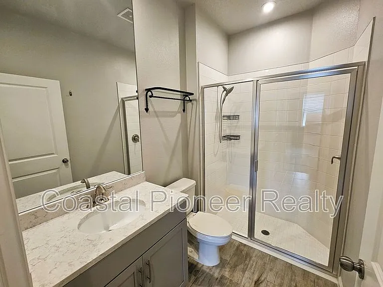 19403 Blue Pond Dr — Photo 16