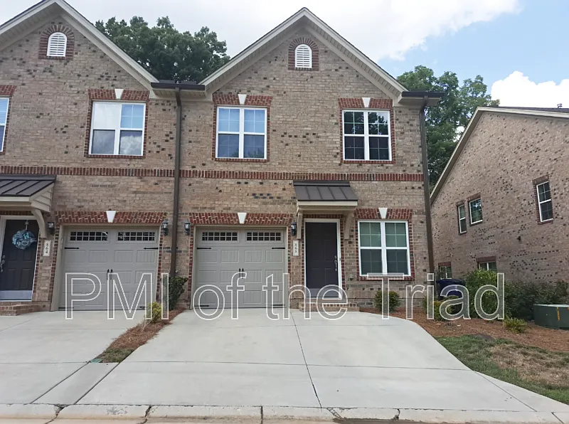 868 Silver Leaf Dr