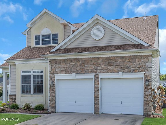 3rd image of 49 Eagleswood Drive