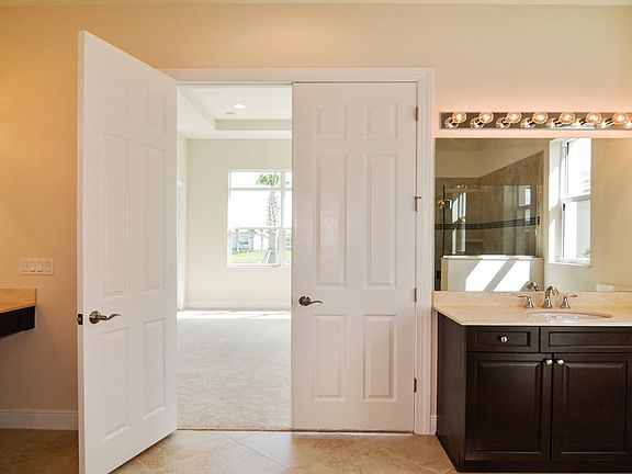 5th image of 18017 SW Cosenza Way