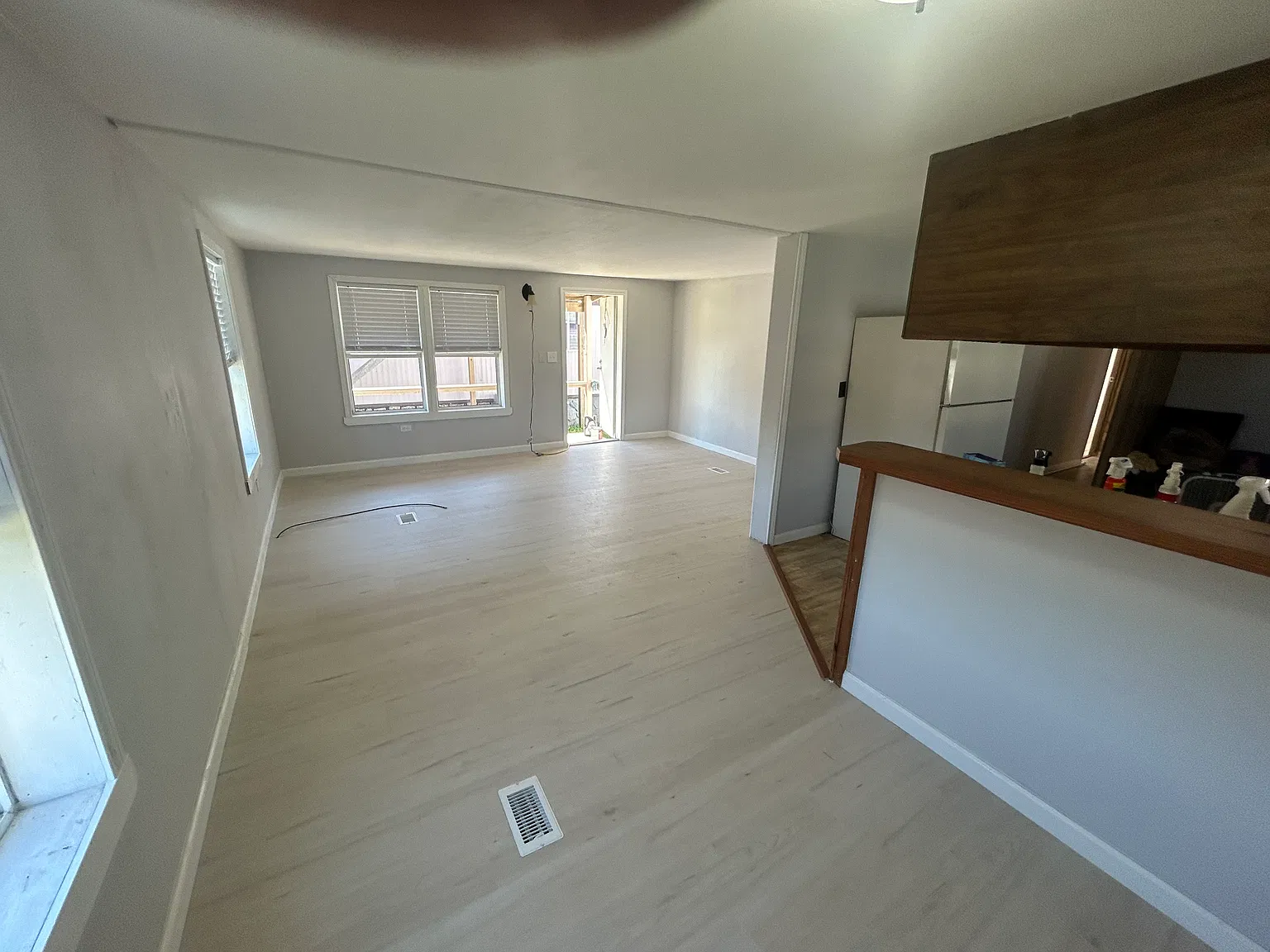 2 bed, 940 sqft, $1,100 — Photo 3