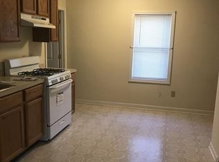 32 Weetamoe St #1, Fall River, MA 02720