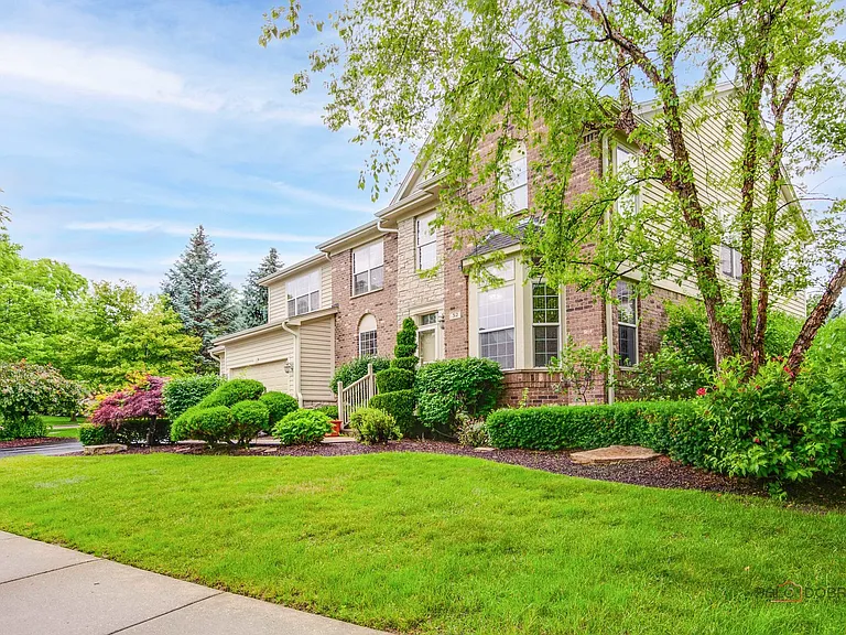 312 Camargo Ct — Photo 3