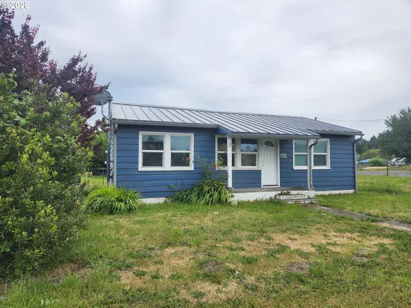 1025 N Lake Rd, Lakeside, OR 97449