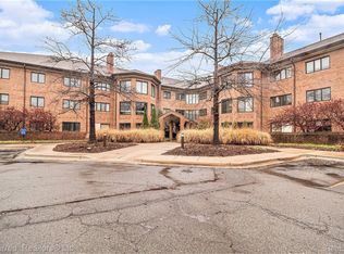 2125 Nature Cove Ct APT 101, Ann Arbor, MI 48104