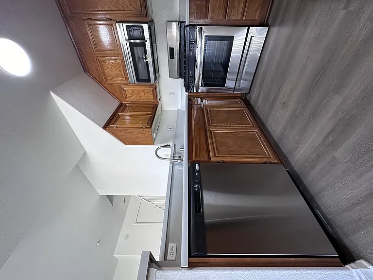 10133 Tabor St — Photo 8