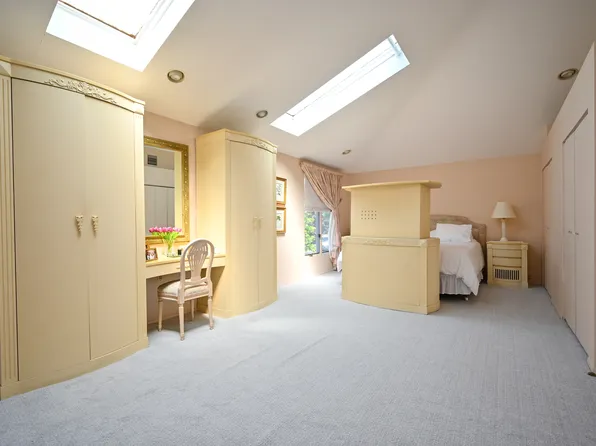 29 Kansas Place image 14 of 24