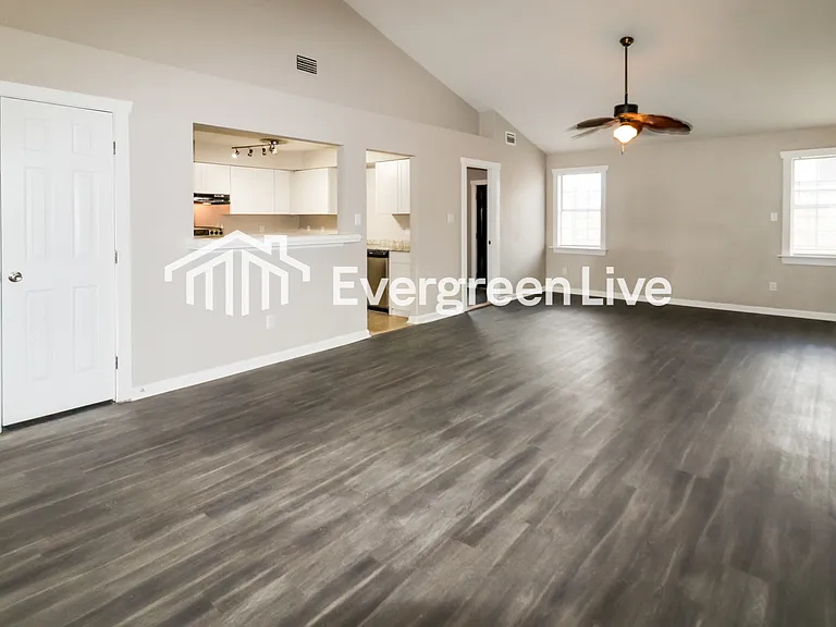 928 Bernstein Ct — Photo 6