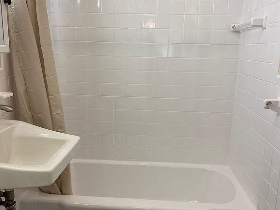 5th image of 133 Beaconsfield Rd