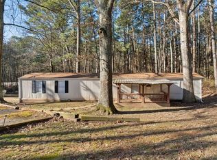 5381 Groovers Landing Rd SE, Acworth, GA 30101