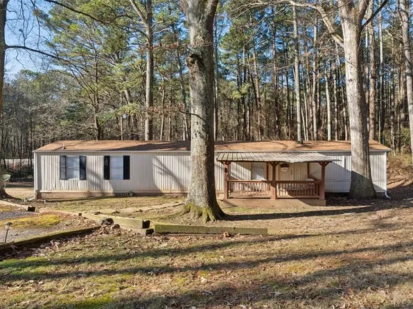 5381 Groovers Landing Rd SE, Acworth, GA 30101