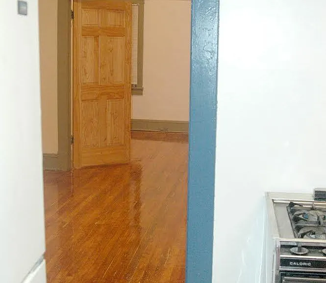Louis St — Photo 4