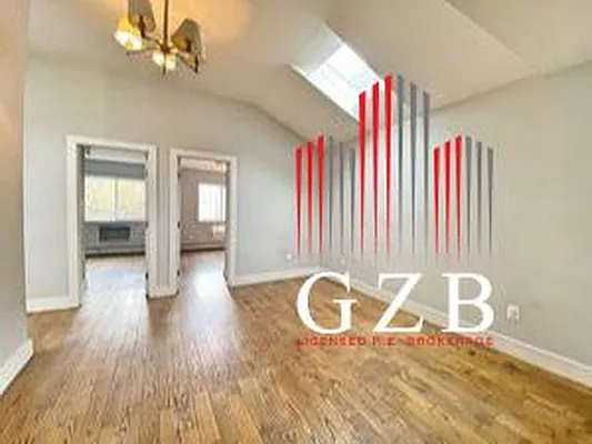 Rented by Avenues Real Estate | media 17