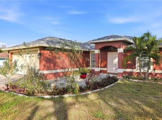 130 6th St NE, Naples, FL 34120