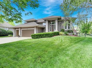 5518 W 147th Ter, Overland Park, KS 66223