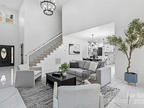3rd image of 7409 Delta Lake Dr