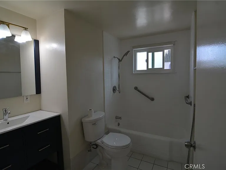 4907 McClintock Ave — Photo 8