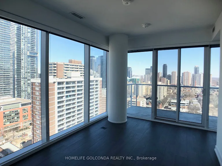 3 Gloucester St #2302 — Photo 1