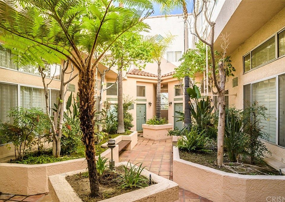 Woodman Villas 5635 Woodman Ave Van Nuys CA Zillow