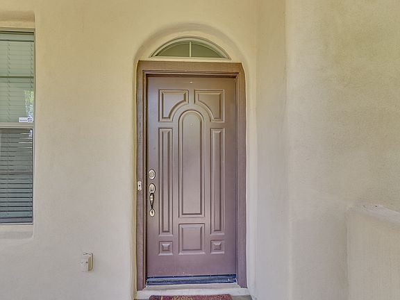3rd image of 21147 W Sycamore Dr